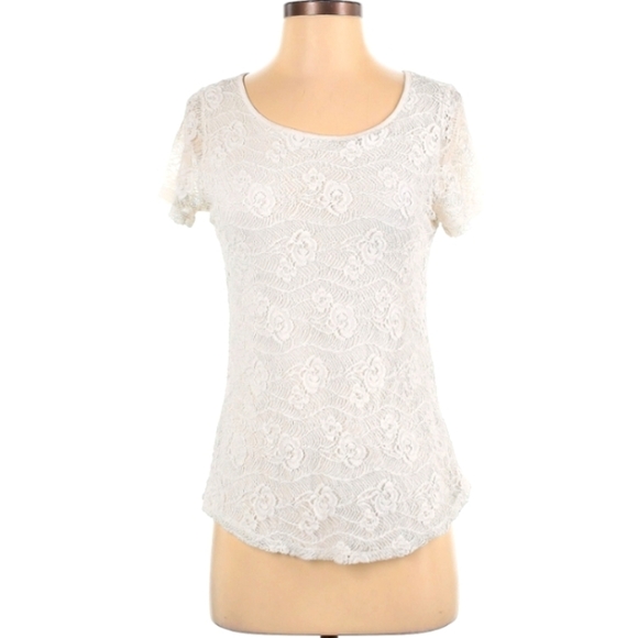 Leo & Nicole Ivory Floral Lace Overlay T-shirt (Size Large) - Picture 1 of 9